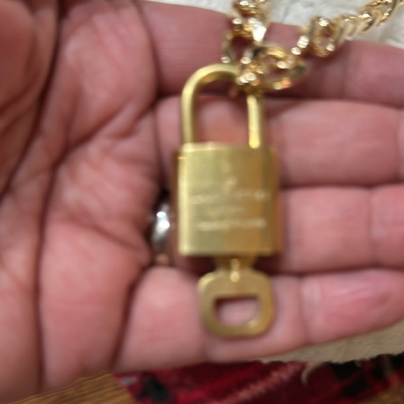 Louis Vuitton preloved lock and key on unbranded bracelet or anklet. - Picture 4 of 4